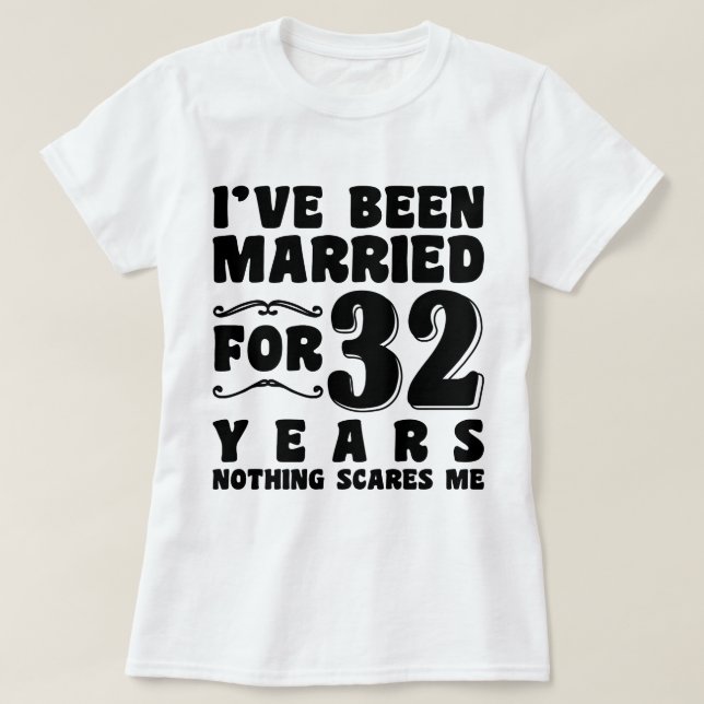 Möhippa efter 32 år av äktenskap t shirt (Design framsida)