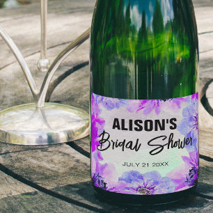 Möhippa för fullmatade Blommar för Lila med vatten