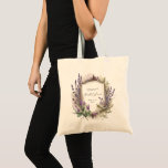 Möhippa för vattenfärgslavender Regal Tygkasse<br><div class="desc">Vår möhippa "Lavender Regal Blommigt" har en vacker vattenfärgslavender-blommigt med guldregal inslag parad med en elegant typografi för en perfekt möhippa. Naturen inspirerade, men med den regala accentueringen är den här samlingen redot för ditt mål eller din vistelse i hemmet inspirerad möhippa. Sök efter fler matchande objekt från den här...</div>
