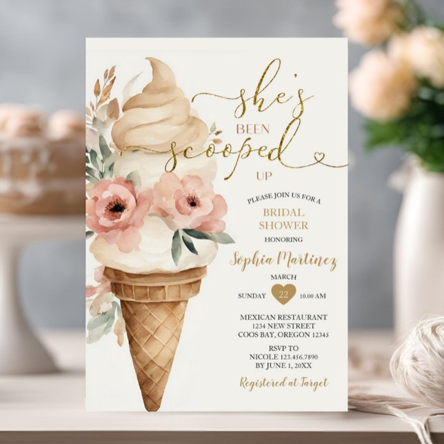 Möhippa Ice Cream.. Hon har blivit uppskurna Inbjudningar (Skapare uppladdad)