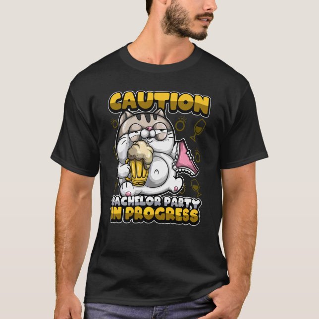 Möhippa Pågående Brudgum Drinkande Lag T Shirt (Framsida)