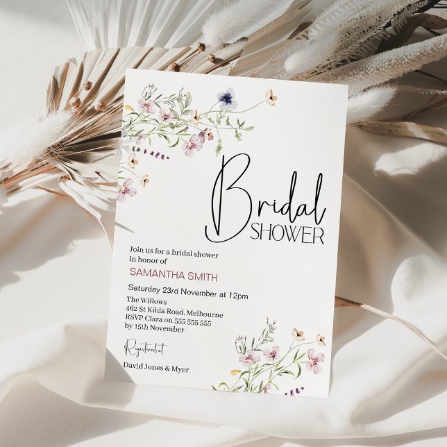 Möhippan Modern Lila Wildblomma Inbjudningar (Delicate wildflowers bridal shower invitation, Wedding shower wildflowers, Wildflower bridal shower )
