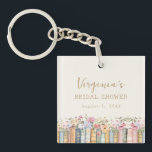 Möhippan Nytt kapitel Bokar<br><div class="desc">Ett nytt kapitel börjar. Bär ett biet i din kärlek-artikel överallt med nyckelkedjan Wildblomma och Bokar, en liten men meningsfull keepy som blandar litterär charm med tidlös elegans. Med handmålade vattenfärgsillustrationer av staplat bokar och känsliga vilda blommor i mjuka nyp, blues, gröntar och guld, ger denna vackert designade nyckelkedja en...</div>