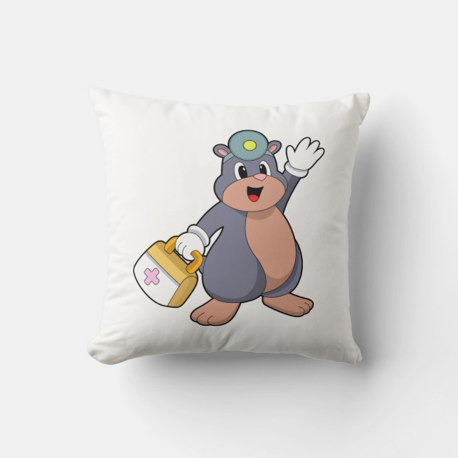 Mole som sjuksköterska med första hjälpen kit.PNG Kudde (Framsida)