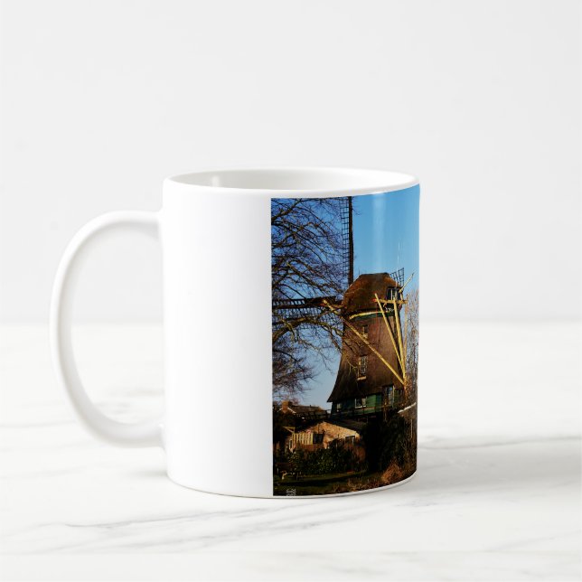 Molens in Nederlands landschap. Kaffemugg (Vänster)