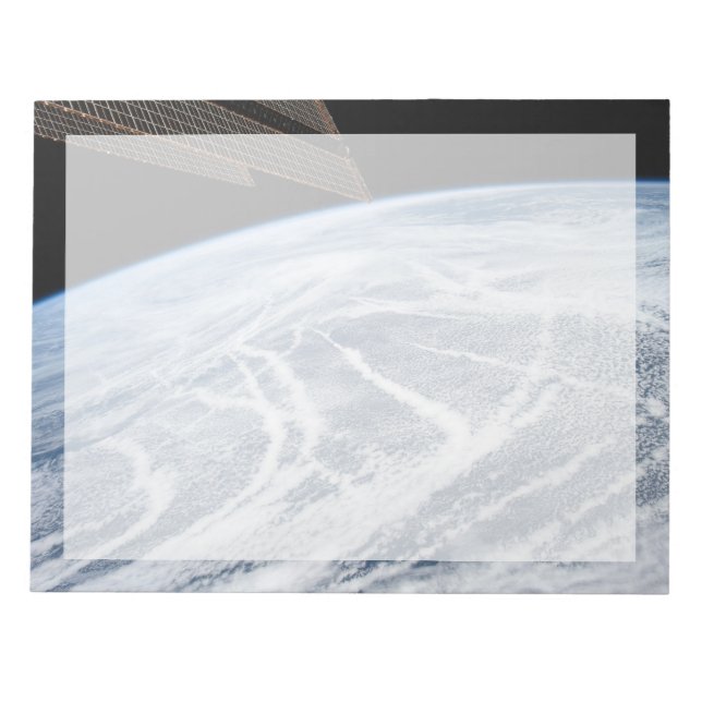 Moln Mönster söder om Aleutian-öarna. Anteckningsblock (Framsida)