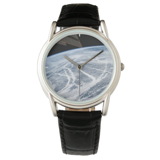 Moln Mönster söder om Aleutian-öarna. Armbandsur (Framsida)