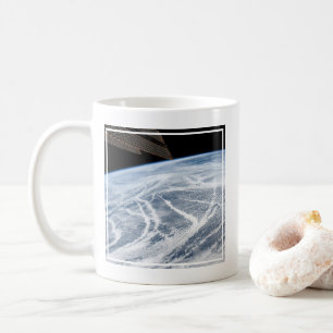 Moln Mönster söder om Aleutian-öarna. Kaffemugg