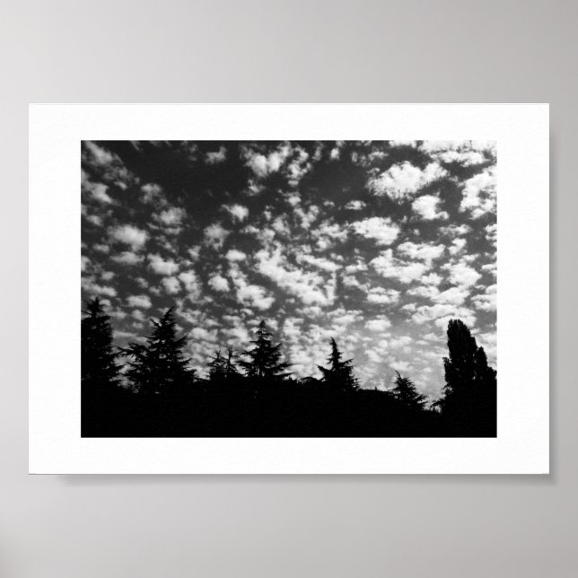 Moln och skuggor, svartvita fotografier poster (Framsidan)