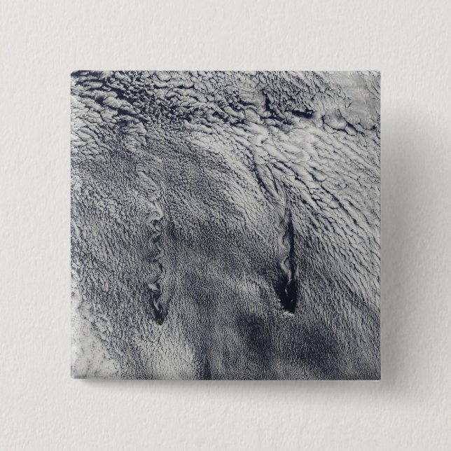 Moln över Juan Fernandez-öarna Knapp (Framsida)