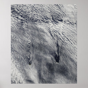 Moln över Juan Fernandez-öarna Poster