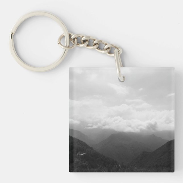 Moln på Backe Black and White Photography (Framsidan)