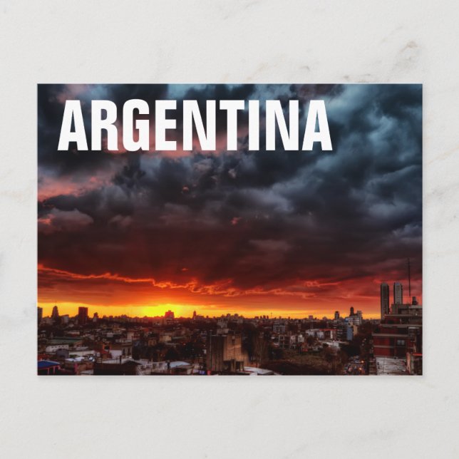 Moln, solnedgång och rött vykort (Framsida)