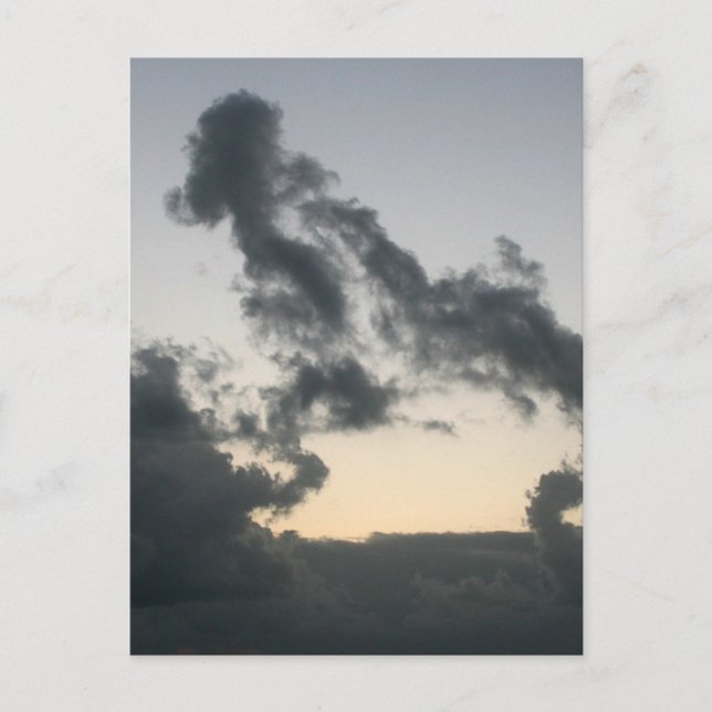 Molnbildning, hund skelett? tecknad? vykort (Framsida)