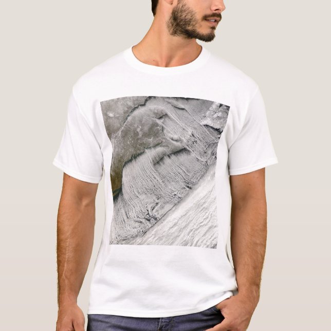 Molngator utanför New England och Maritimes Tee Shirt (Framsida)