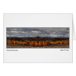 Molnig molnig dag hälsningskort