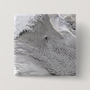 Molnvortices av den Jan Mayen ön Knapp