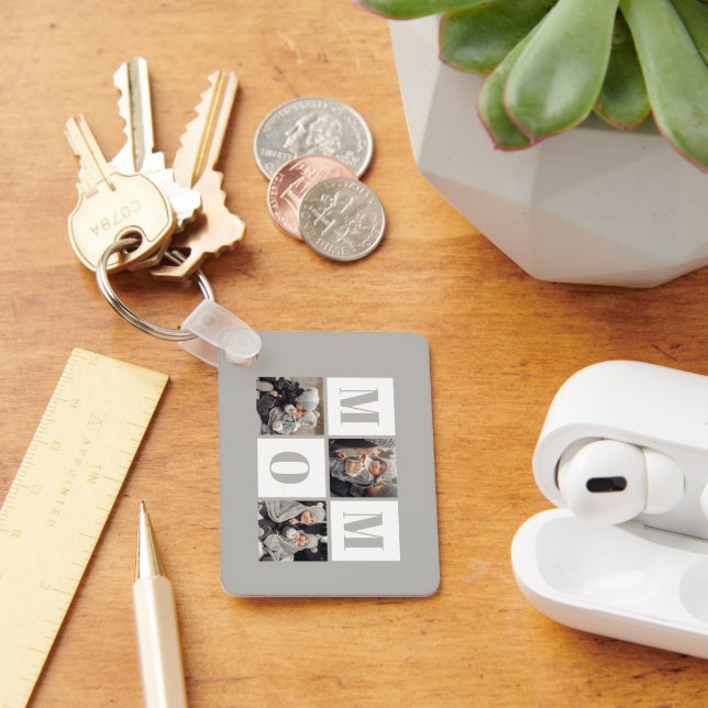 Mom 3 Photo Collage Gray Nyckelring (Skrivbord)