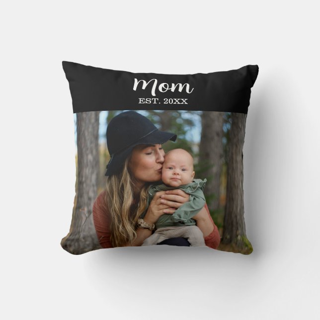 Mom Est. Script Photo Throw Pillow Kudde (Framsida)