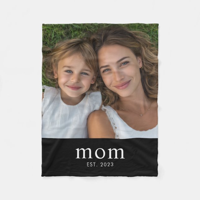 Mom Established Black Modern Script Photo Fleecefilt (Framsidan)