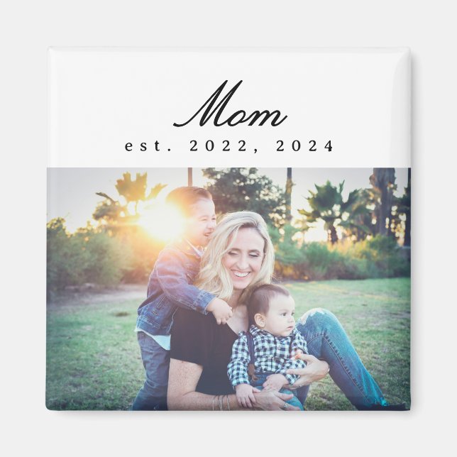 Mom Established Photo Gift Magnet (Framsidan)