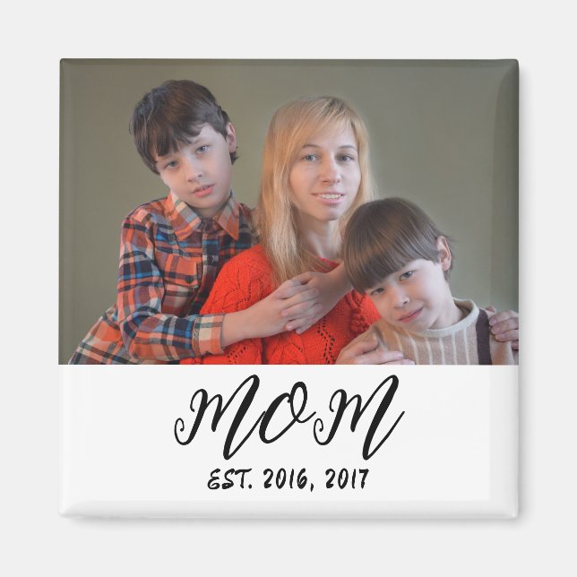 Mom Established Photo Gift Magnet (Framsidan)