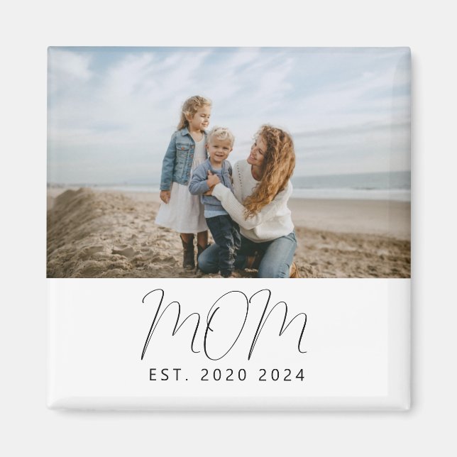 Mom Established Photo Gift Magnet (Framsidan)