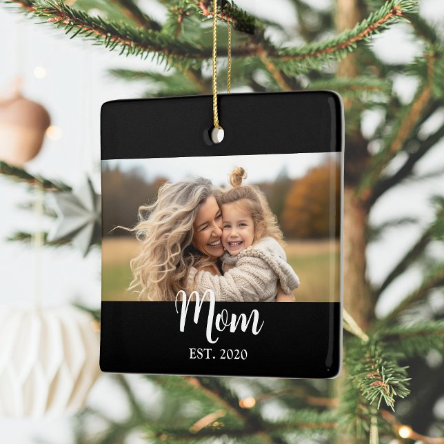 Mom Established Year Script Text Black Photo Julgransprydnad Keramik (Established mom personalizable with photo, name & year she became a mom - the perfect christmas gift)