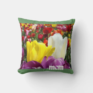 MOM kudde Tulpaner Blommor Festival Kastkuddar
