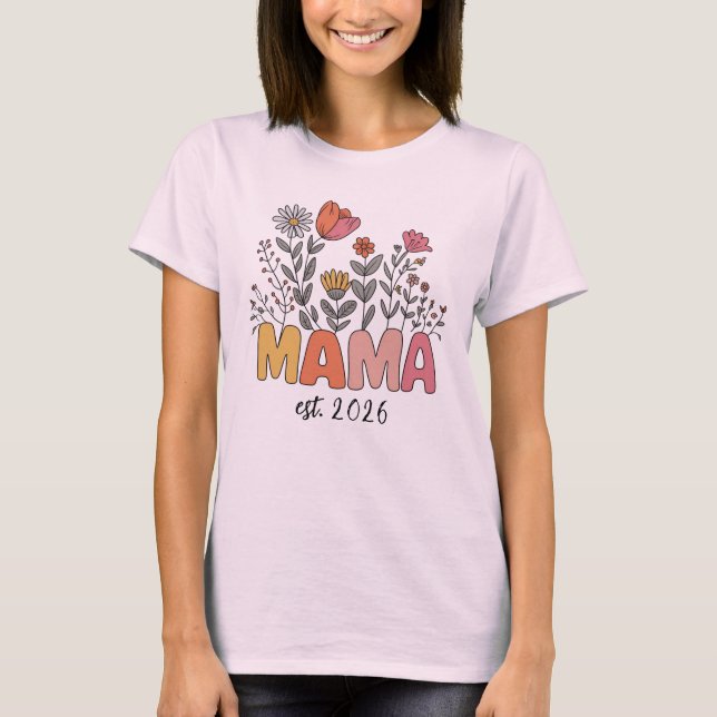Mom Mama Est 2026 Pregnancy Floral Personalized T Shirt (Framsida)
