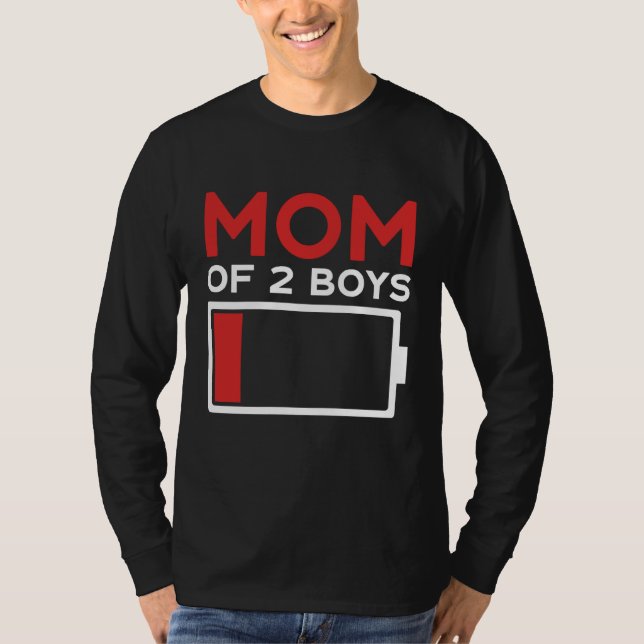 Mom of 2 Boys Mother's Day T Shirt (Framsida)