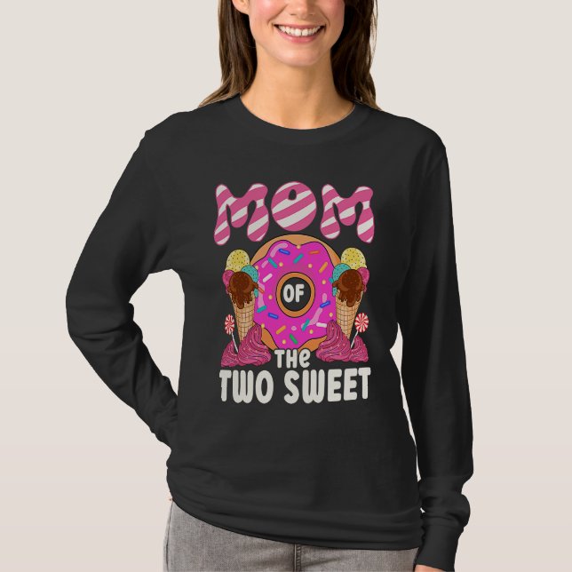 Mom Of The Two Sweet Kids Proud Mother Mothers Day T Shirt (Framsida)