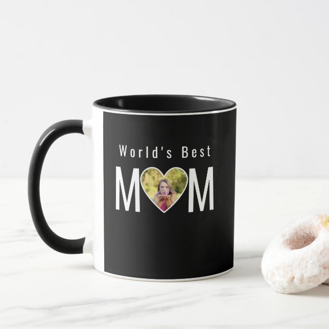 Mom Photo in Black Heart Frame Modern Calligraphy Mugg (Med munk)