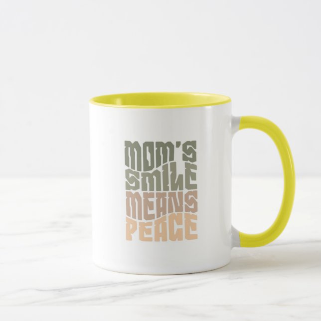 Mom’s Smile Means Peace – Green & Maron Mug Mugg (Höger)