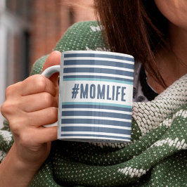 Momlife blue och white kaffemugg