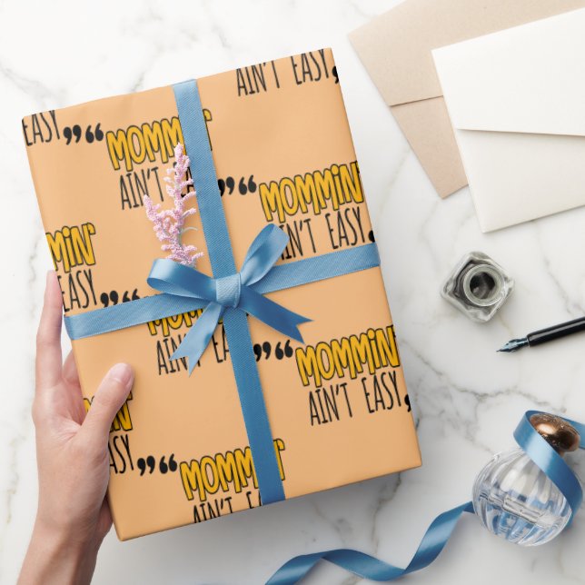 Mommin är inte lätt presentpapper (Gifting)