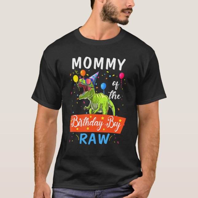 Mommy Dinosaur  Funny Cute Birthday Boy Family App T Shirt (Framsida)