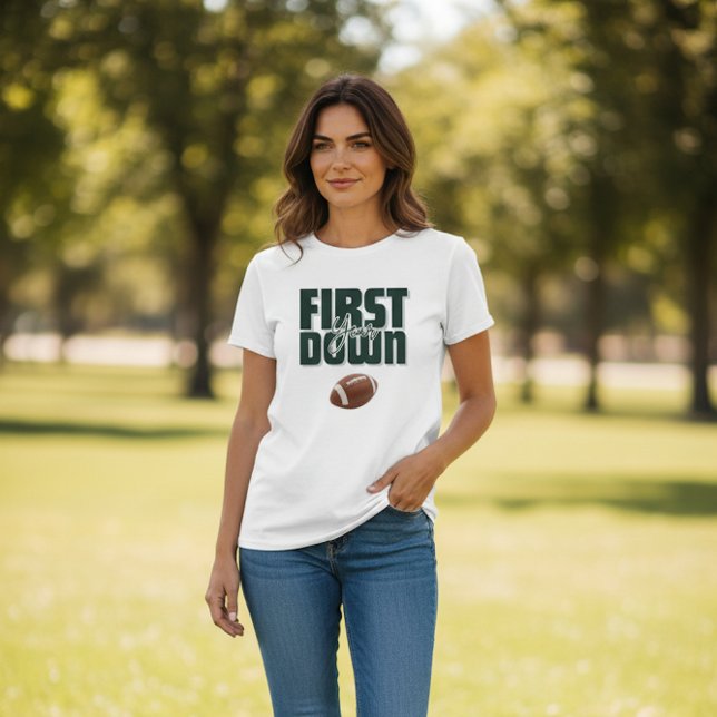 Mommy's First Year Down Football Design T Shirt (Skapare uppladdad)