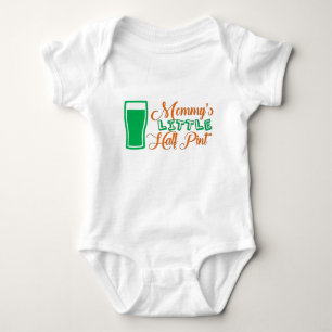Mommys lite halva halv literSts Patrick dag T-shirt