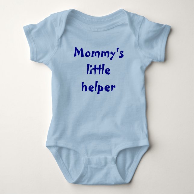 Mommys lite hjälpreda tee shirt (Framsida)
