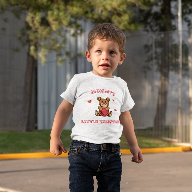Mommy's Little Valentine Teddy Bear Heart T Shirt (Skapare uppladdad)