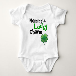 Mommys lycklig berlock tee