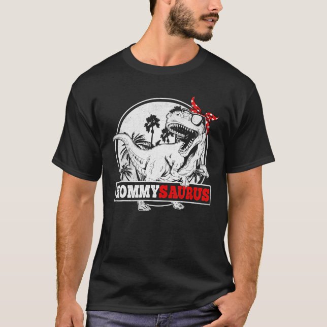 Mommysaurus Dinosaur Mamma Saurus Birthday Boy Fam T Shirt (Framsida)