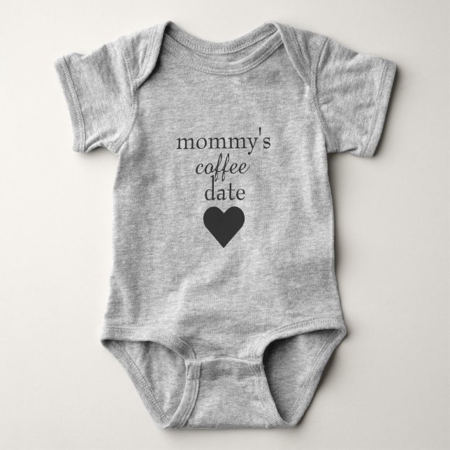 Mommy'sens kaffe daterar tee shirt (Framsida)
