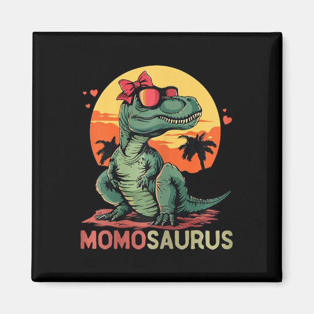 Momosaurus Dino Dinosaur Momo-saurus T-rex Mor" Magnet (Framsidan)