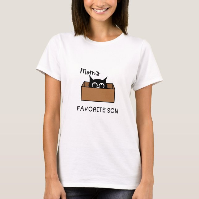 MOM'S FAVORITE SON T-SHIRT (Framsida)