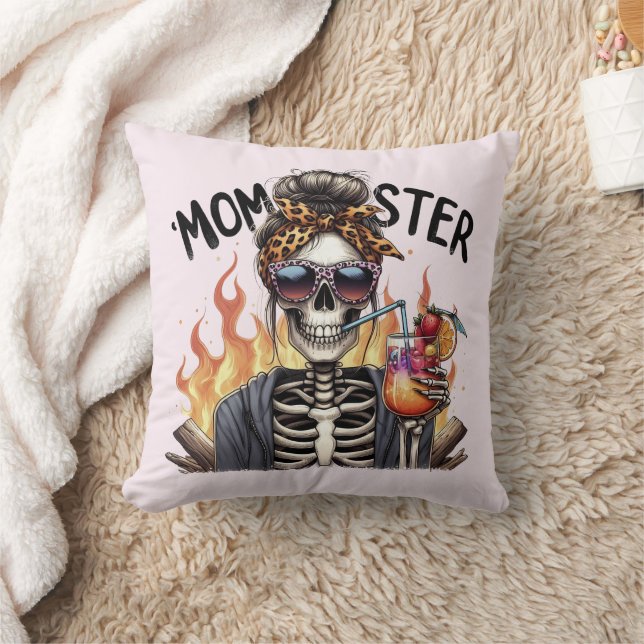 Momster: Skeleton Mamma på Fire Drinking Sangria Kudde (Filt)