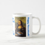 Mona Latke Hanukkah Mugg<br><div class="desc">Mona var känd som "Drottningen av Latkes". Hanukkah mugg är lämpligt för kaffe,  te eller cider.</div>