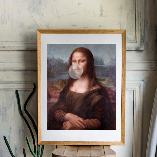 Mona Lisa blåser en grå tuggummibubbla Poster (Skapare uppladdad)