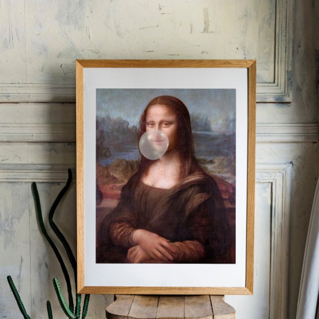 Mona Lisa blåser en grå tuggummibubbla Poster (Skapare uppladdad)